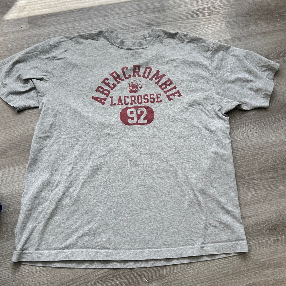Abercrombie & Fitch iconic lacrosse tee - size XL